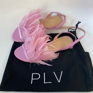 Pour La Victoire Layla Feathered Sandals